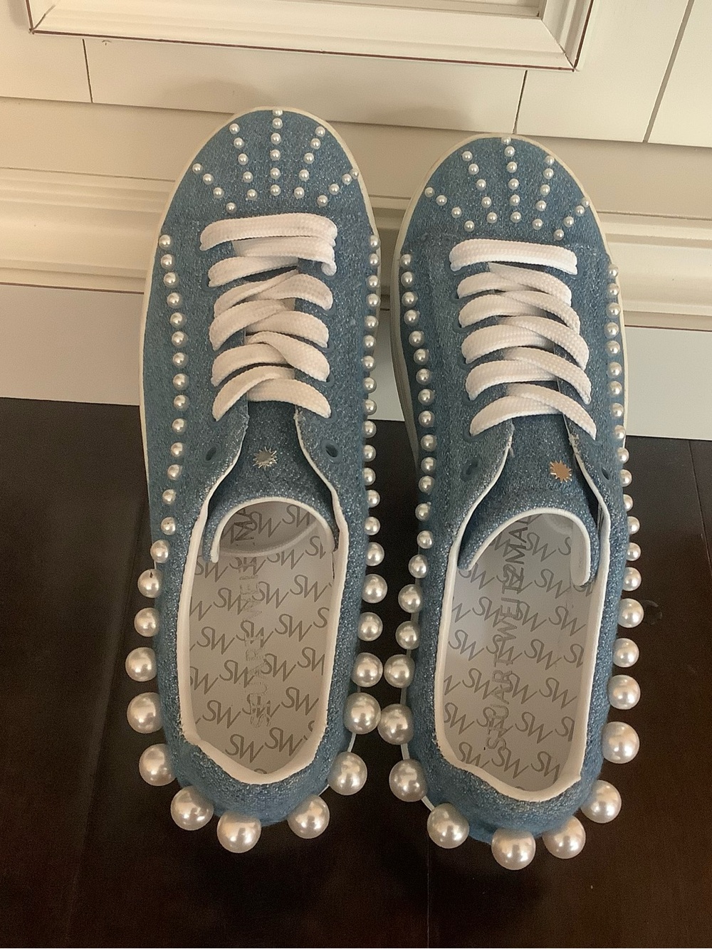 Pearl-Embellished Blue Women’s Sneakers -